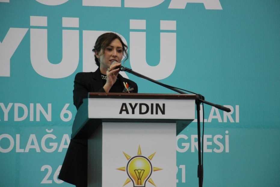 Ak Parti Aydın İl Kadın Kolları Başkanı Göğde, Güven Tazeledi 