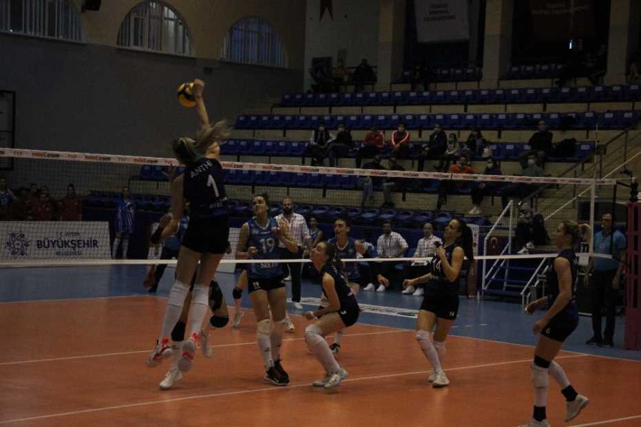 Sultanlar Ligi: Aydın Büyükşehir Belediyespor: 1 - Nilüfer Belediyespor: 3 