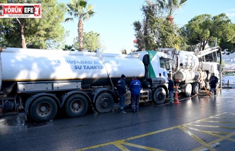 Kuşadası Belediyesi Şiddetli Yağışlara Karşı 7 / 24 Teyakkuzda