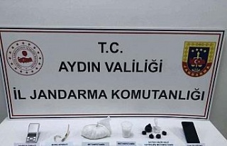 Kuşadası’nda uyuşturucu satıcılarına operasyon