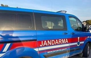 Jandarma ekipleri uyuşturucuya geçit vermiyor