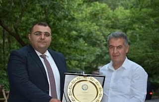 Kaymakam Açıkgöz Buharkent’e veda etti