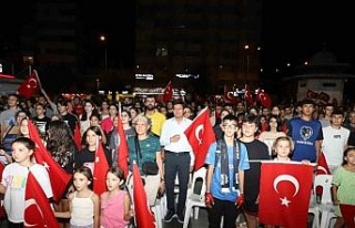 Nazilli’de şampiyonluk coşkusu meydanlara sığmadı