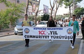 Kuyucak’ta Cumhuriyet Yürüyüşü gerçekleşti