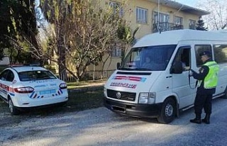 Kurallara uymayan sürücüler, ceza yemekten kaçamadı