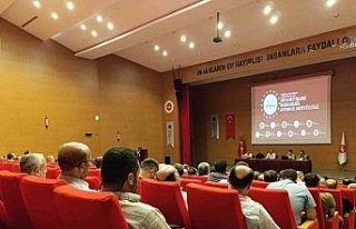 Aydın’da ’Bir Yetime Aile Olmak’ temalı panel...