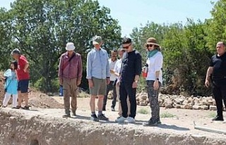 Karacasu Kaymakamı Gündoğdu, Afrodisias’ta incelemelerde...