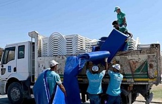 Kuşadası’nda zabıtadan şezlong ve şemsiye denetimi