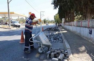 Nazilli’deki mezarlıklarda bakım ve temizlik çalışmalarını...