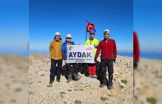 Aydınlı dağcılar, Batı Torosların en yüksek...