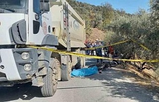 Kum kamyonunun altında kalan anneanne ve torunu hayatını...