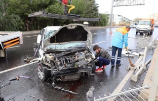 Kuşadası Çevre Yolunda Trafik Kazası: 1 Yaralı...