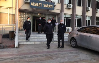 Polis Kovaladı, Uyuşturucu Tacirleri Geri Geri Kaçtı...